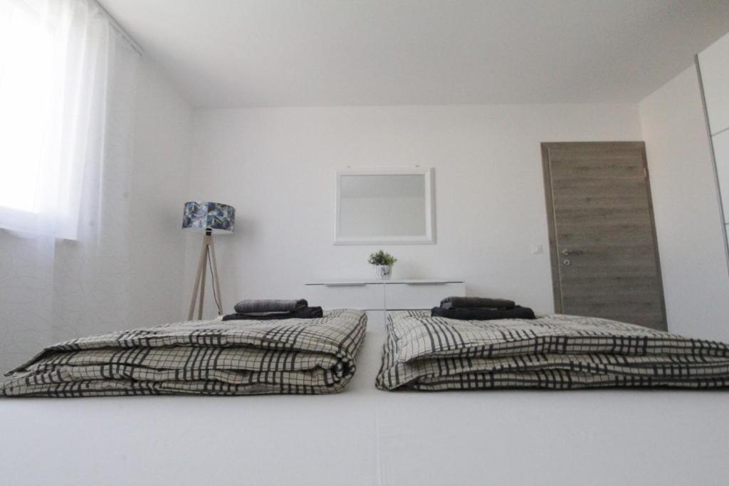 Apartments La Mar Zambratija エクステリア 写真