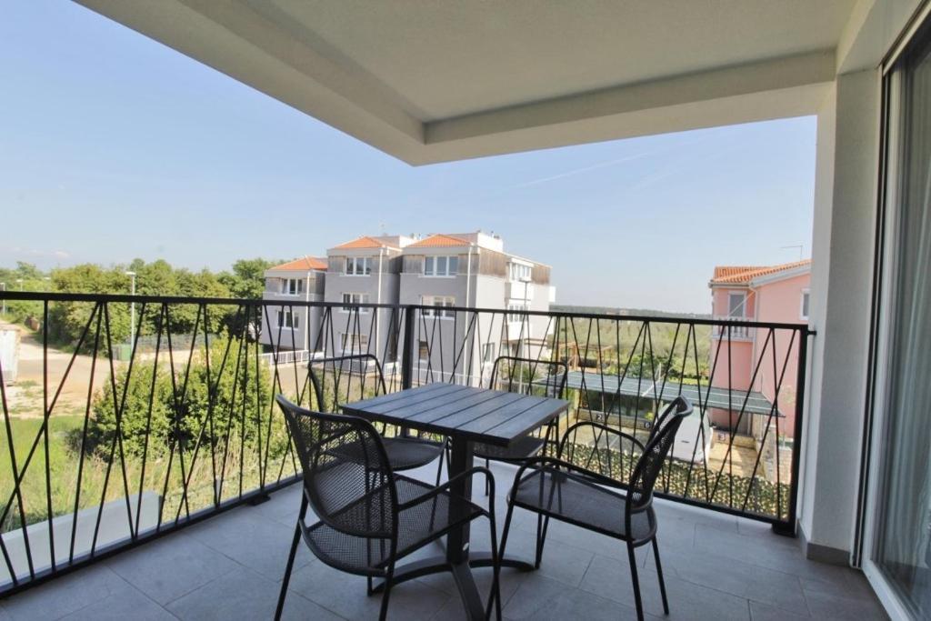 Apartments La Mar Zambratija エクステリア 写真