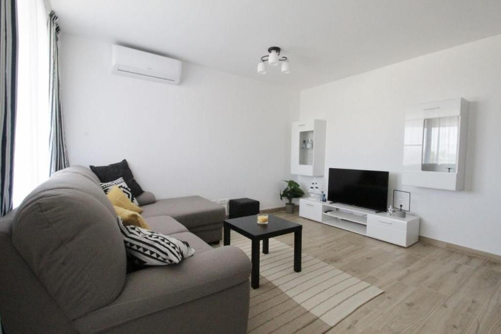 Apartments La Mar Zambratija エクステリア 写真